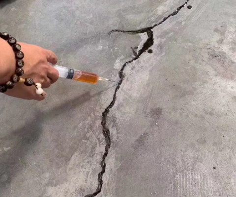雨湖混凝土裂缝修补技术详解​