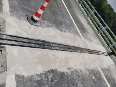 雨湖伸缩缝更换后浇筑材料快速结构修补料速砼的产品特点及施工流程​